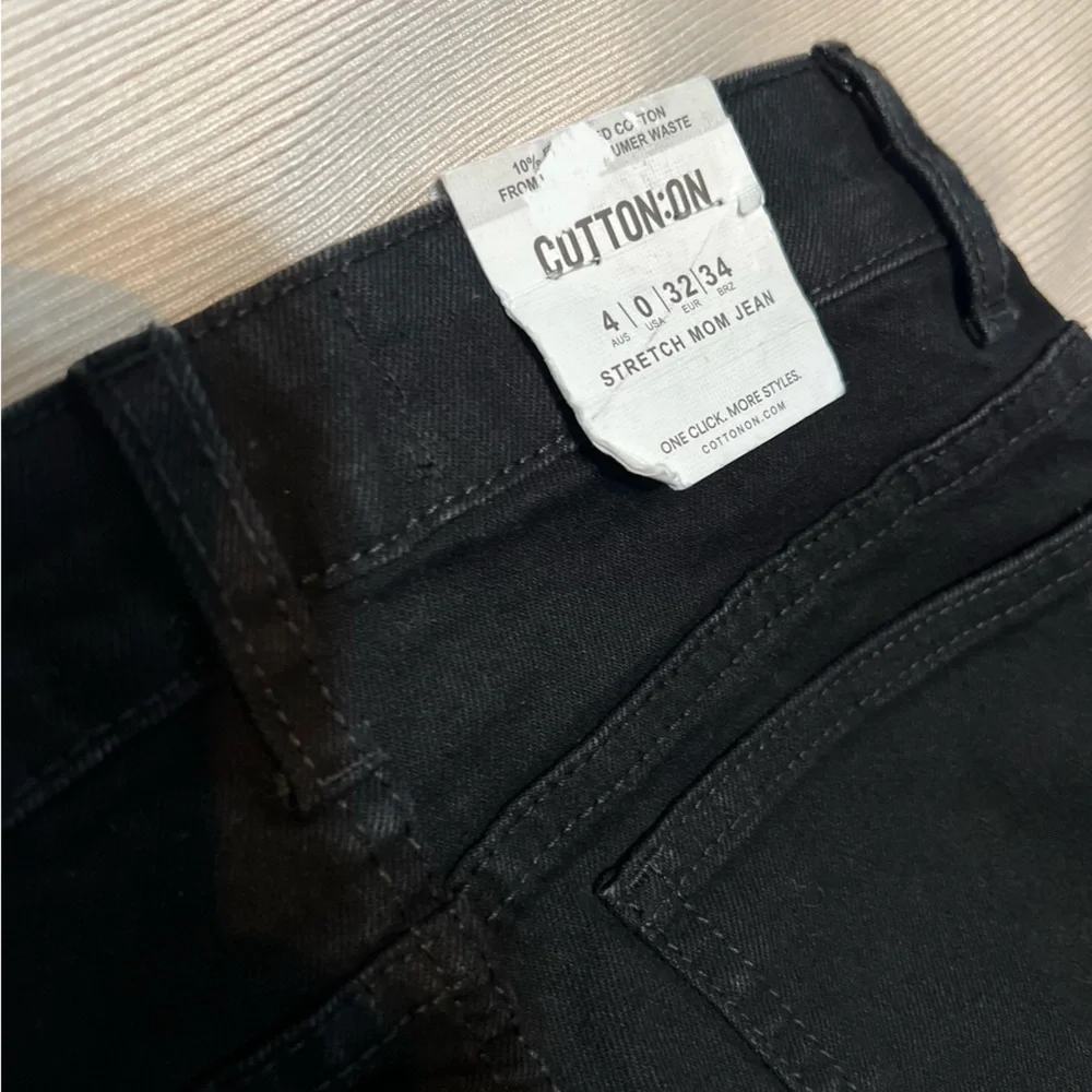 COTTON ON STRETCH MOM JEAN - Picture 8 of 16